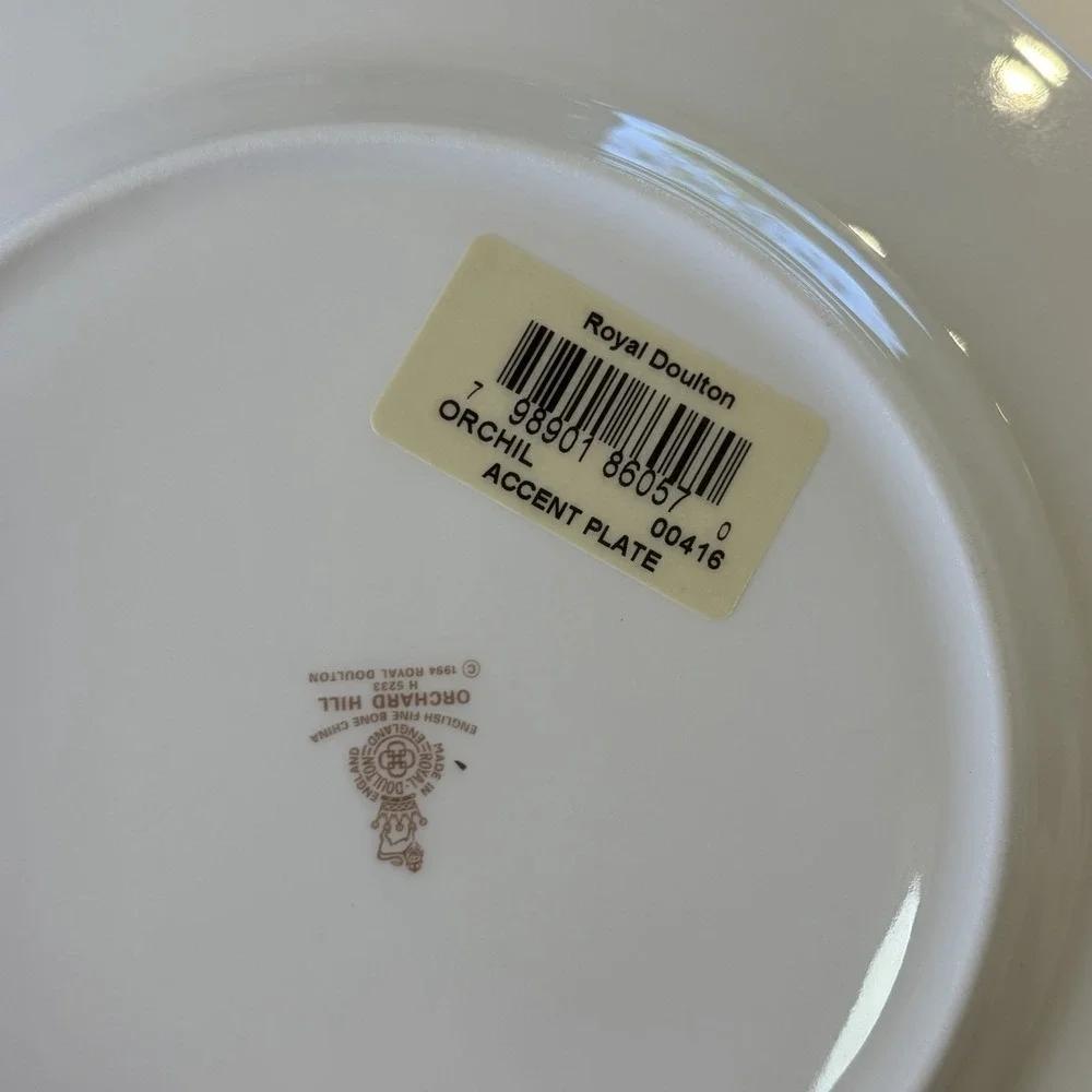 6- Royal Doulton ORCHARD HILL Bone‎ China Wide Band Accent Salad Plate 8